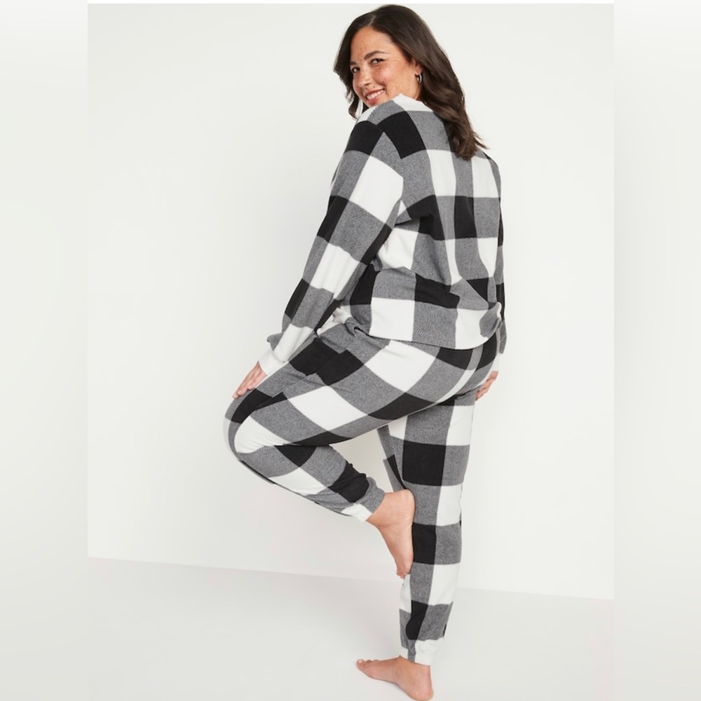 Old Navy Black Buffalo Plaid Fleece Pajama Pants Woman Large Tall NWT